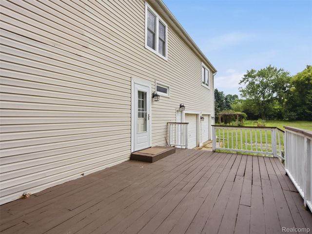 4615 Homesite Drive, Orion Charter Township, MI 48359