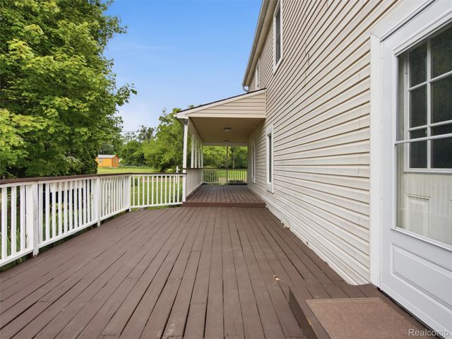 4615 Homesite Drive, Orion Charter Township, MI 48359