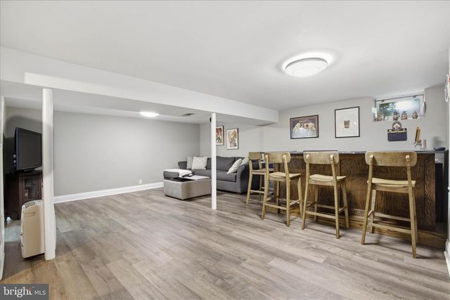 2824 NOLT RD, Lancaster, PA 17601
