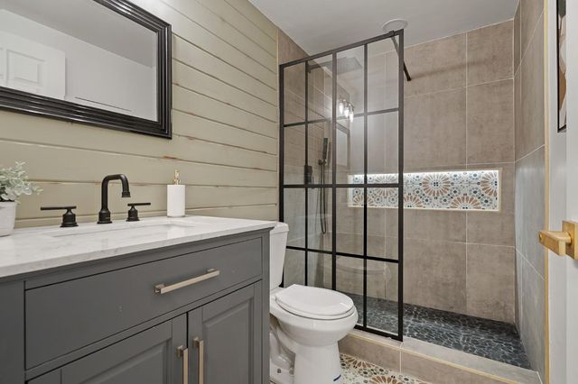 335 W Clover Rd, Tracy, CA 95376