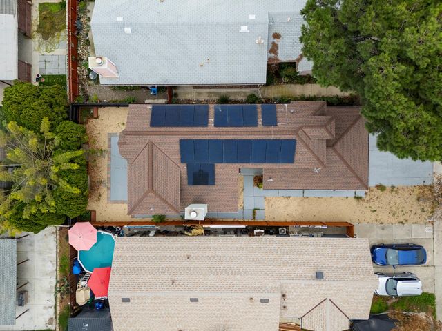 335 W Clover Rd, Tracy, CA 95376