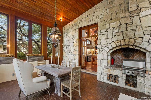 317 Limestone Creek, Hill Country Village, TX 78232
