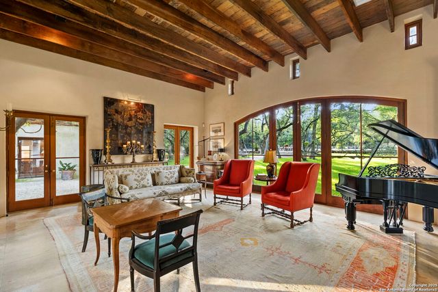 317 Limestone Creek, Hill Country Village, TX 78232