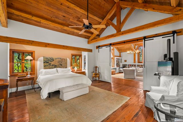 317 Limestone Creek, Hill Country Village, TX 78232