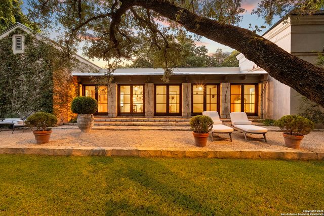 317 Limestone Creek, Hill Country Village, TX 78232