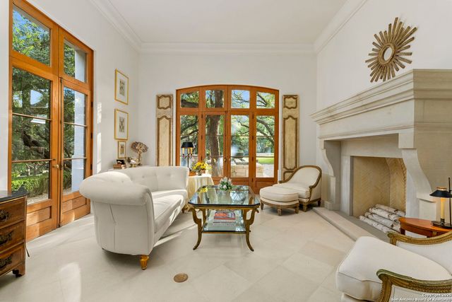 317 Limestone Creek, Hill Country Village, TX 78232