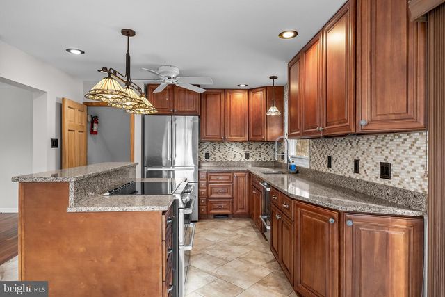 300 COPLEY RD, Haddonfield, NJ 08033