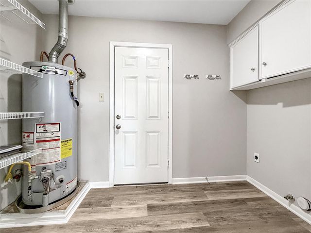 1710 Laurel Springs Lane, Kingwood, TX 77339