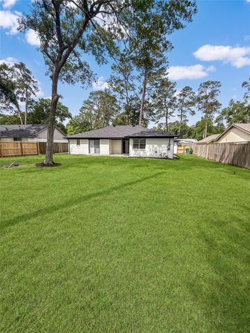 1710 Laurel Springs Lane, Kingwood, TX 77339