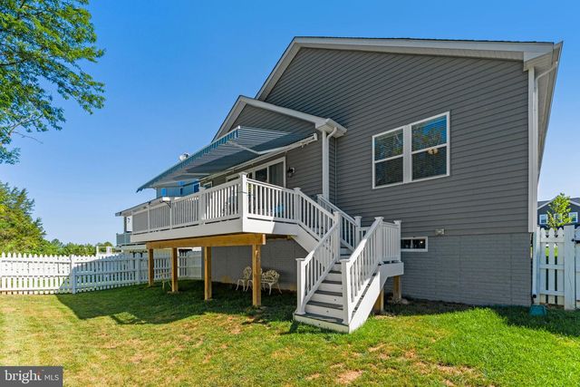 114 CURTAIN FALL DR, Middletown, VA 22645