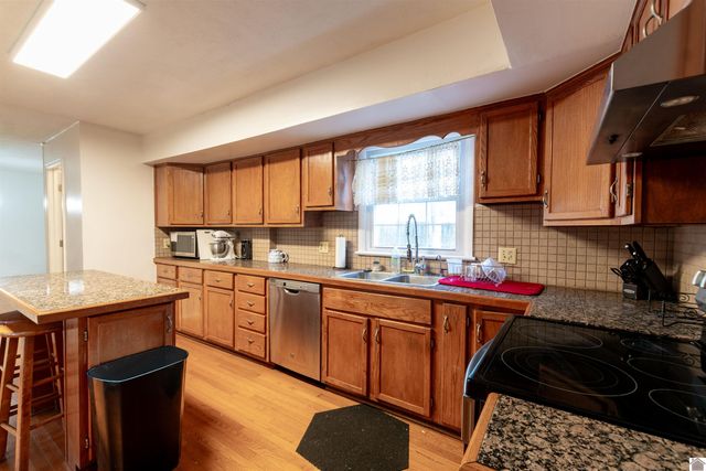 4340 Meadow Ln, Paducah, KY 42001