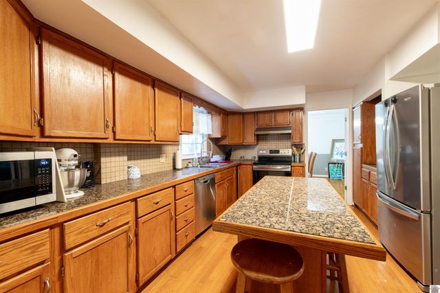 4340 Meadow Ln, Paducah, KY 42001