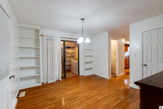 4340 Meadow Ln, Paducah, KY 42001