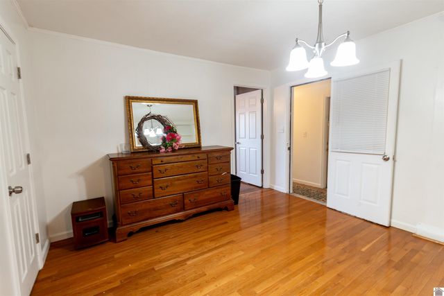 4340 Meadow Ln, Paducah, KY 42001