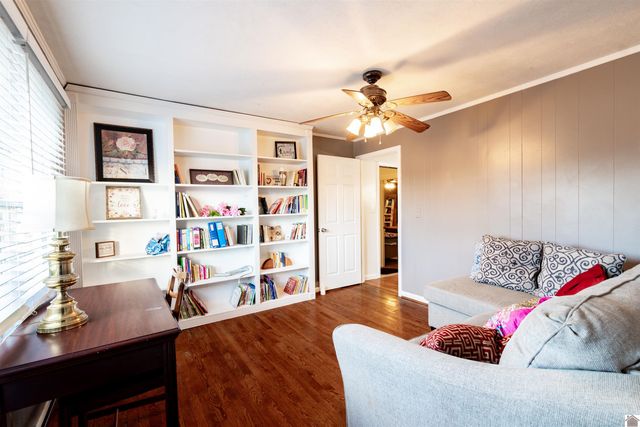 4340 Meadow Ln, Paducah, KY 42001