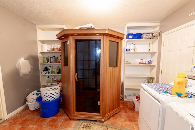 4340 Meadow Ln, Paducah, KY 42001