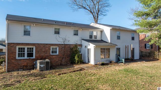 4340 Meadow Ln, Paducah, KY 42001