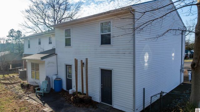 4340 Meadow Ln, Paducah, KY 42001