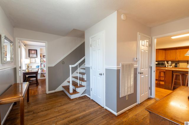 4340 Meadow Ln, Paducah, KY 42001