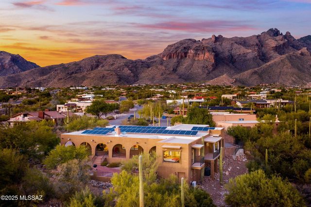 6801 N Green Mountain Place, Tucson, AZ 85718