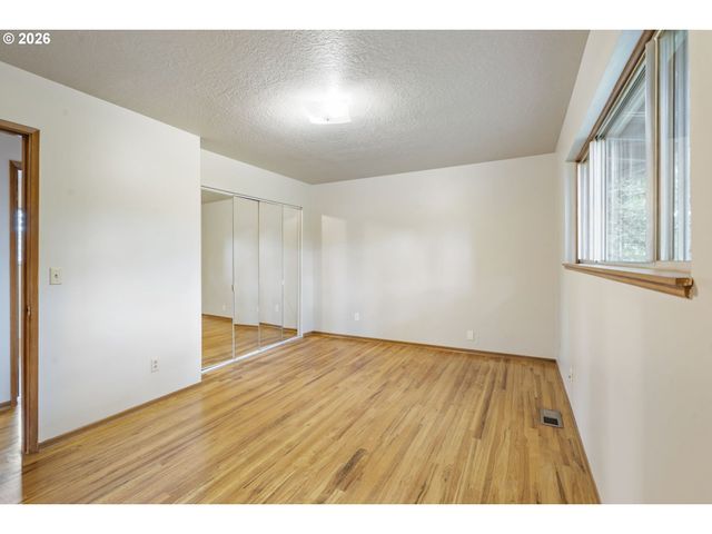 2855 Sw 118TH Ave, Beaverton, OR 97005