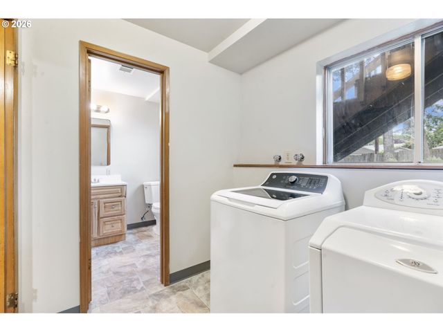 2855 Sw 118TH Ave, Beaverton, OR 97005