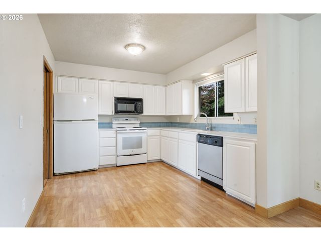 2855 Sw 118TH Ave, Beaverton, OR 97005