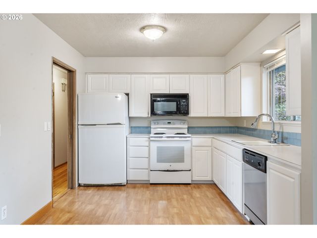 2855 Sw 118TH Ave, Beaverton, OR 97005