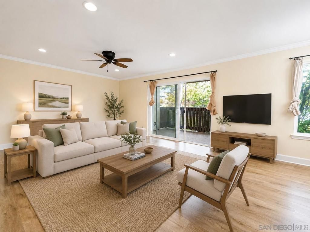 8570 Via Mallorca E, La Jolla, CA 92037 — exterior