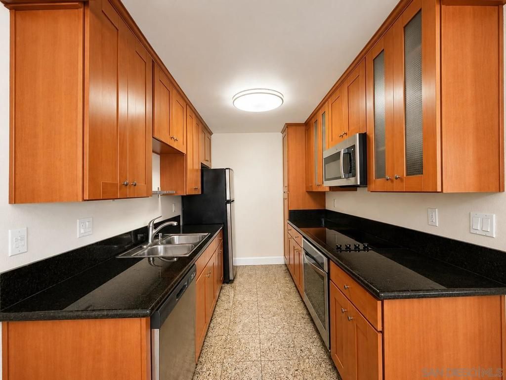8570 Via Mallorca E, La Jolla, CA 92037 — photo 4