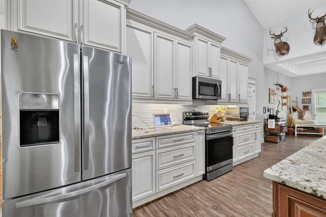 8397 E HWY 25, Belleview, FL 34420