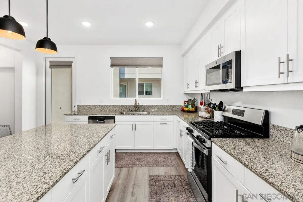 5405 Beach Bluff Ln 224, San Diego, CA 92154