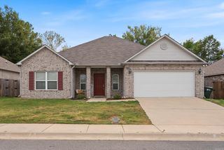 2100 Mary Alice Drive, Conway, AR 72032