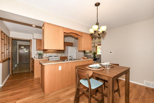 12151 Diane DRIVE, Wauwatosa, WI 53226