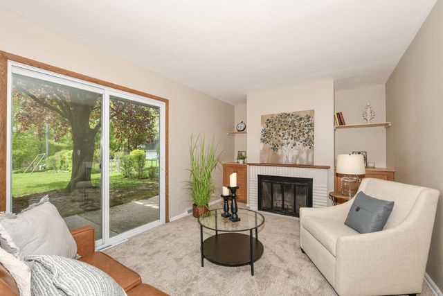 12151 Diane DRIVE, Wauwatosa, WI 53226