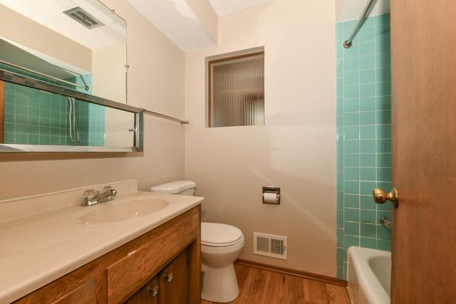 12151 Diane DRIVE, Wauwatosa, WI 53226