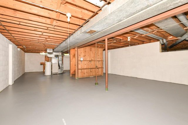 12151 Diane DRIVE, Wauwatosa, WI 53226