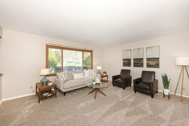 12151 Diane DRIVE, Wauwatosa, WI 53226