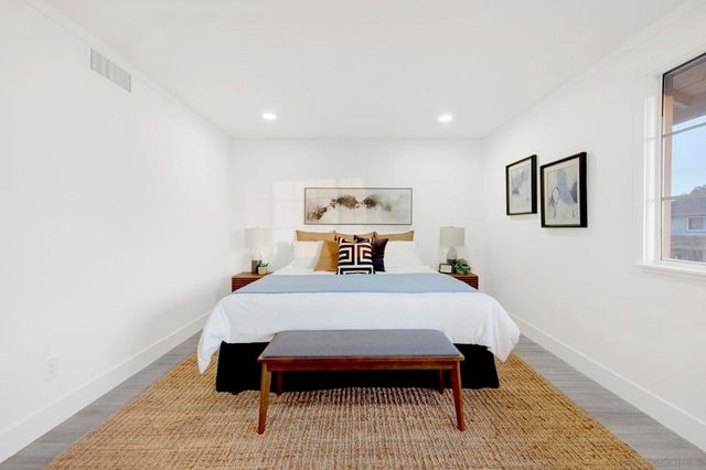 1725 Glenridge Cir, West Covina, CA 91792