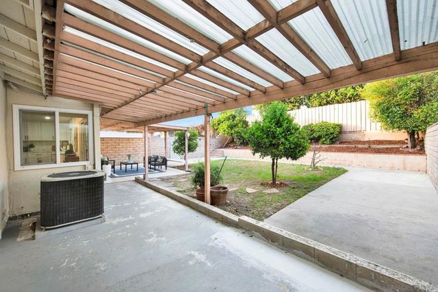 1725 Glenridge Cir, West Covina, CA 91792