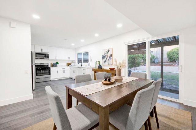 1725 Glenridge Cir, West Covina, CA 91792