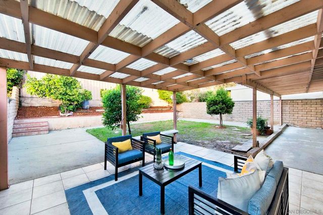 1725 Glenridge Cir, West Covina, CA 91792