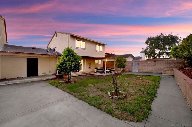 1725 Glenridge Cir, West Covina, CA 91792