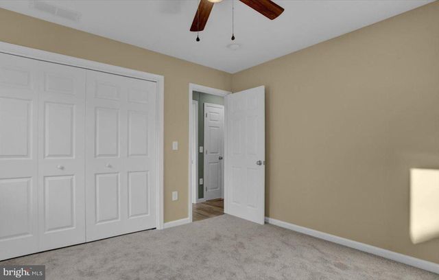 40 ELAINE DR, Boyertown, PA 19512