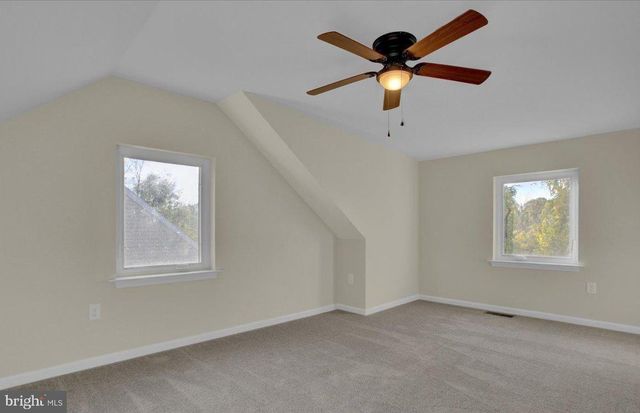 40 ELAINE DR, Boyertown, PA 19512