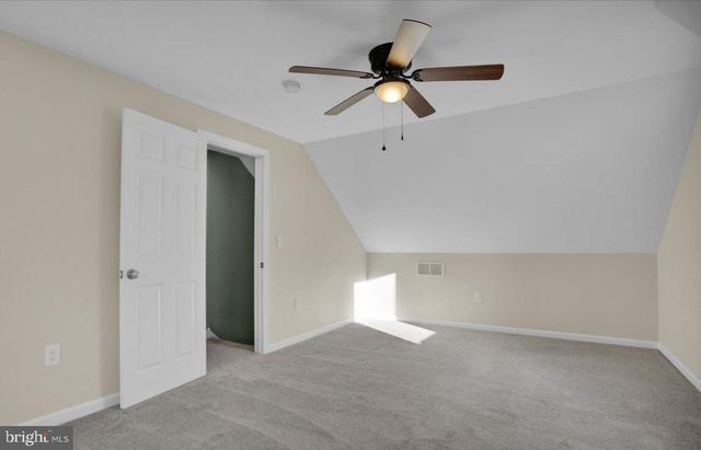 40 ELAINE DR, Boyertown, PA 19512