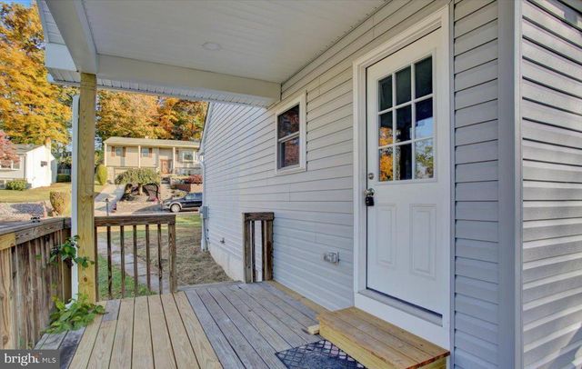 40 ELAINE DR, Boyertown, PA 19512