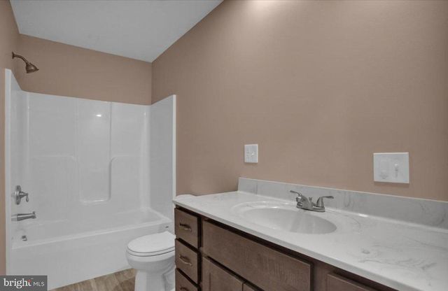 40 ELAINE DR, Boyertown, PA 19512