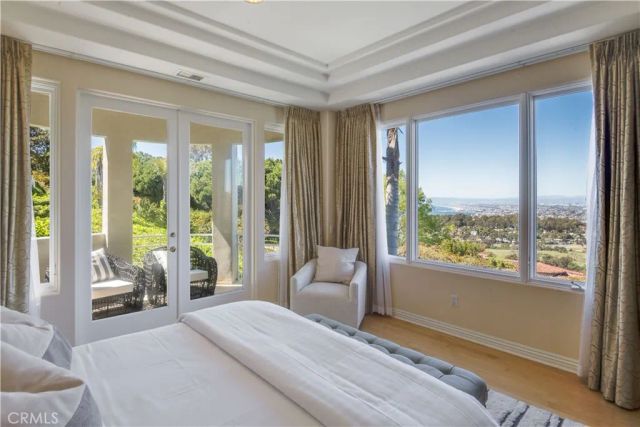 702 Via La Cuesta, Palos Verdes Estates, CA 90274