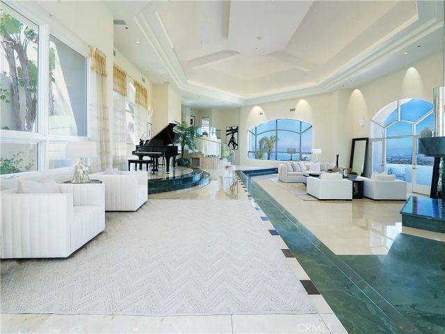 702 Via La Cuesta, Palos Verdes Estates, CA 90274